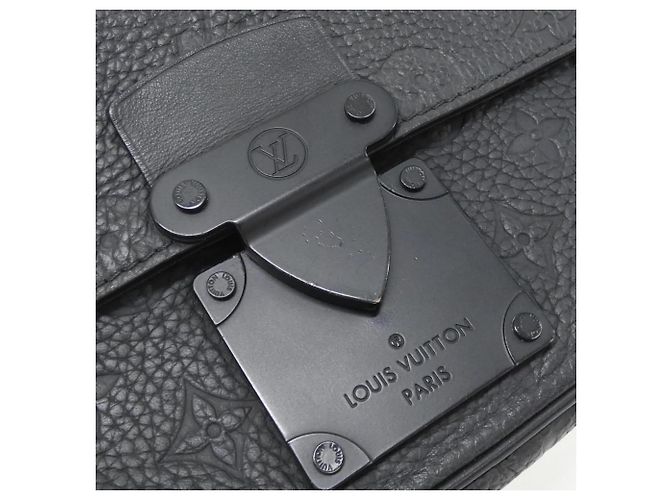 Borsa a tracolla Louis Vuitton Taurillon Monogram S-Lock Nero Monogramma - vista 5