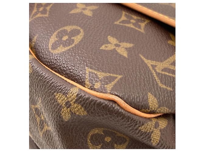 Louis Vuitton M42256 Saumur 30 Borsa a Spalla Monogramma - vista 10