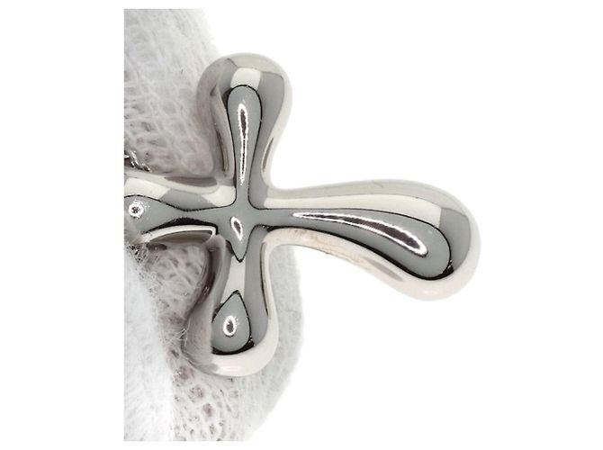 Collar Tiffany & Co. Small Cross de diamante y platino - vista 5