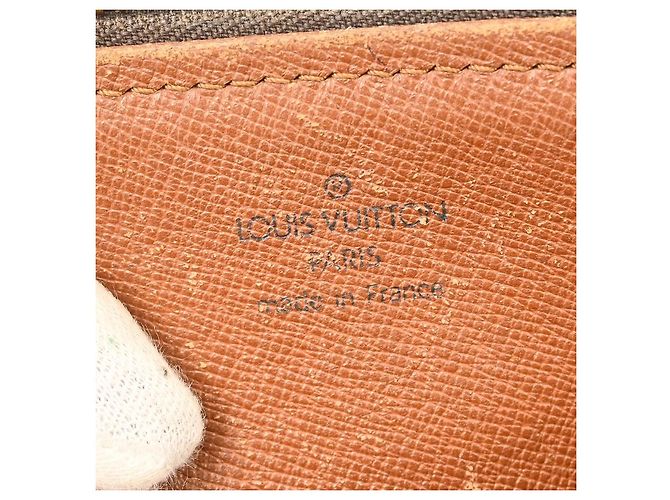 Louis Vuitton Papillon Monogram Canvas 30 Marrone - vista 4