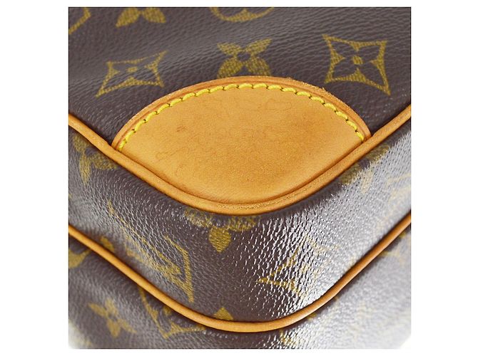 Borsa Nil Messenger Louis Vuitton Monogram Canvas 28 Marrone - vista 7
