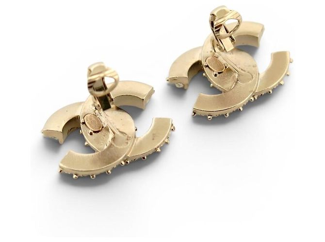 NUOVI ORECCHINI CHANEL LOGO CC & PERLE A64766 NEW GOLDEN EARRINGS D'oro - vista 5