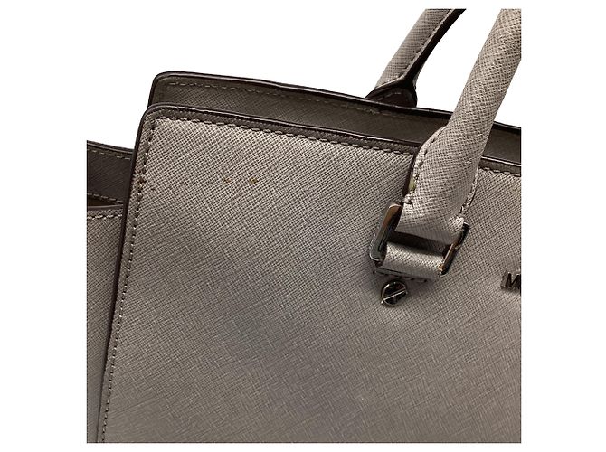 Borsa Selma di Michael Michael Kors in pelle grigia Grigio - vista 19
