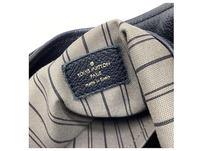 Louis Vuitton Monogram Empreinte Artsy MM in pelle nera Nero - vista 17