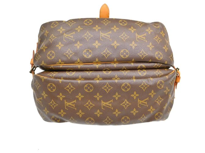 Louis Vuitton Saumur Monogram Canvas 35 Marrone - vista 6