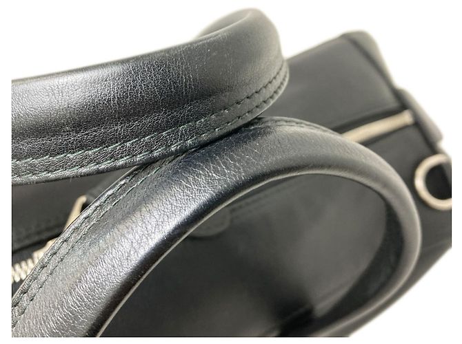 Borsa a mano 2-Way Balenciaga Triangle Duffle Nero - vista 14