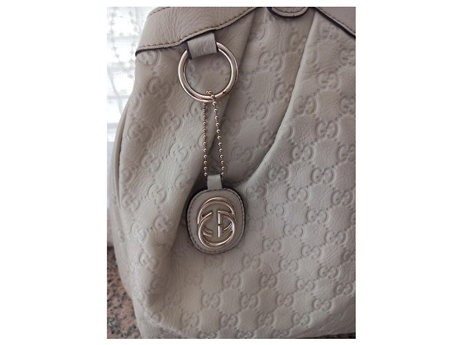 Borsa a mano Gucci in pelle beige monogramma GG - vista 2