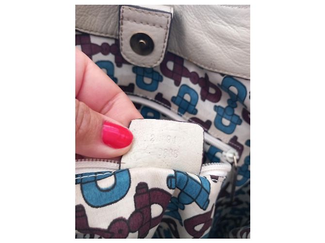 Borsa a mano Gucci in pelle beige monogramma GG - vista 8