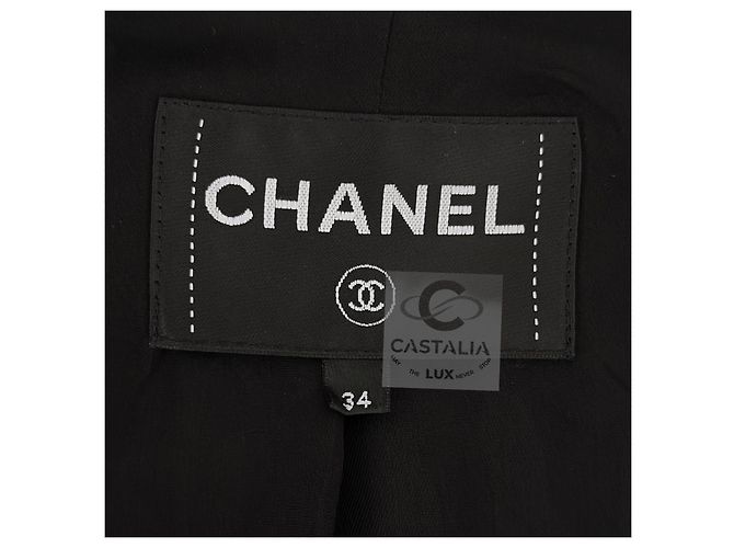 Timeless Chanel Runway Schwarze Tweed-Jacke 2022 - Ansicht 8