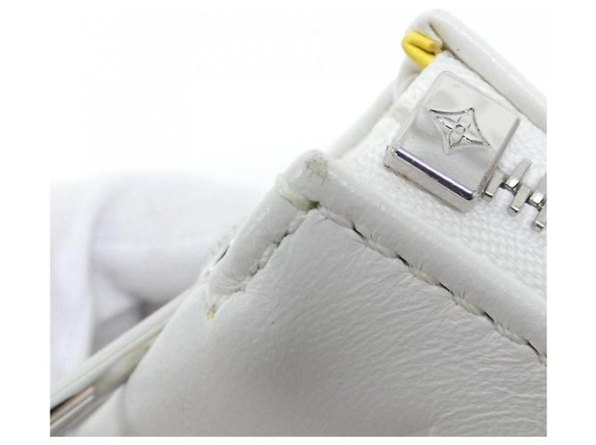 Borsa a Spalla Louis Vuitton Monogram Couchon PM Bianco Monogramma - vista 4