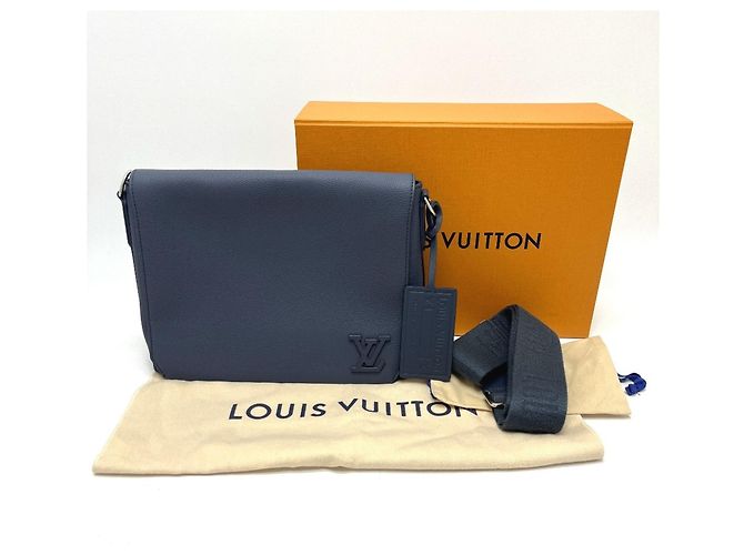 Borsa a tracolla Louis Vuitton Aerogram Takeoff Blu - vista 18
