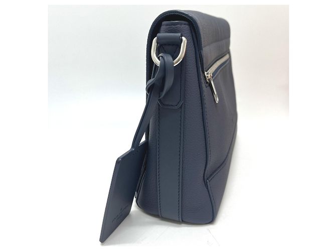 Borsa a tracolla Louis Vuitton Aerogram Takeoff Blu - vista 3