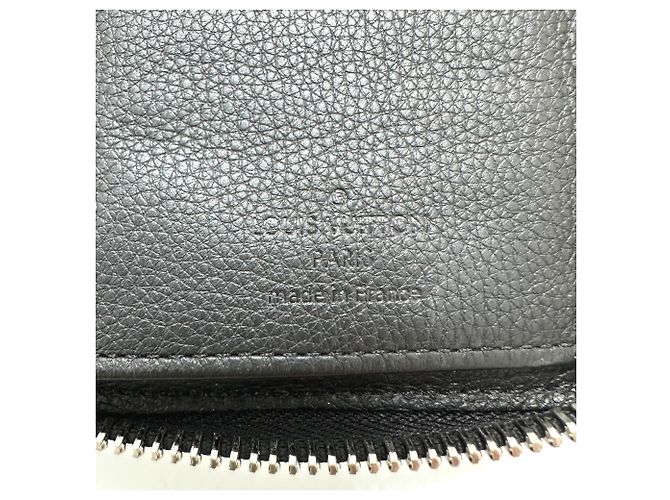 Louis Vuitton Black Long Wallet - view 8