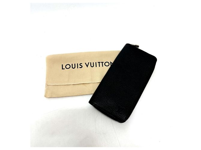 Louis Vuitton Black Long Wallet - view 9