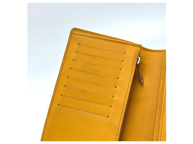 Louis Vuitton M81811 LV Aerogram Portefeuille Brazza NM Cartera Dorado Naranja - vista 11