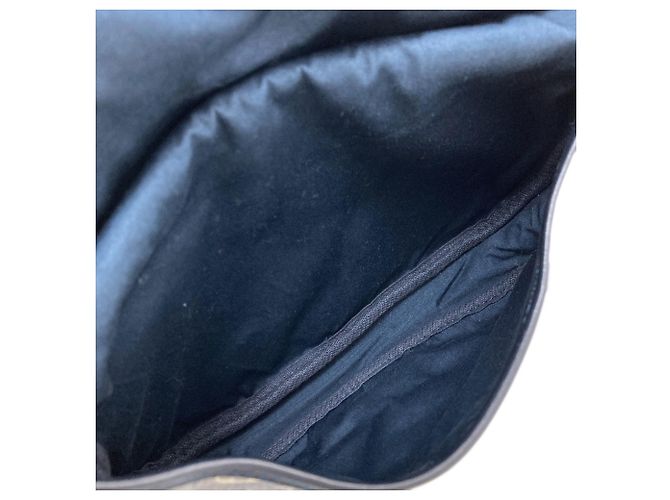 Borsa a Spalla Louis Vuitton Saumur PM Nero - vista 6
