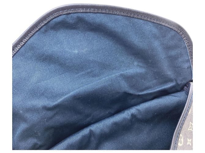 Borsa a Spalla Louis Vuitton Saumur PM Nero - vista 9