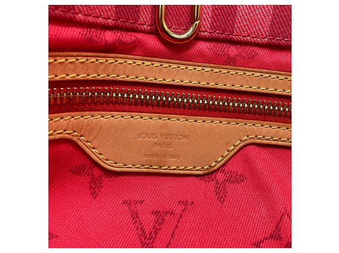 Borsa Tote Louis Vuitton Plan Soleil PM Rosso - vista 6
