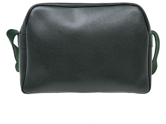 Louis Vuitton Reporter Taiga Leather PM Verde - vista 2