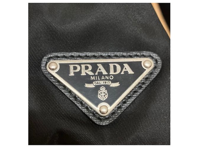 Borsa a tracolla in nylon Prada V406 nero - vista 6