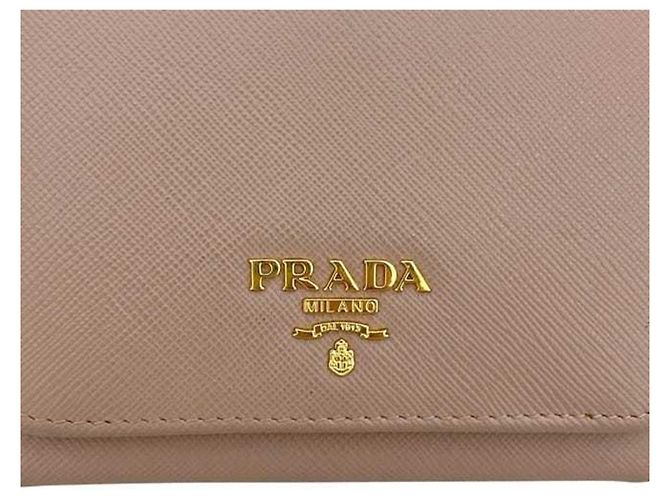 Prada Tri-fold Wallet aus beigefarbenem Saffiano-Leder - Ansicht 8