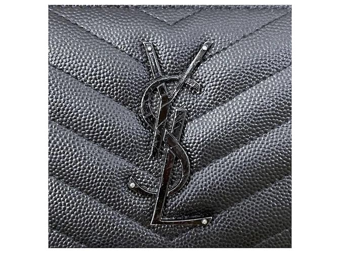 Saint Laurent Langer Monogramm-Geldbeutel in Schwarz - Ansicht 8