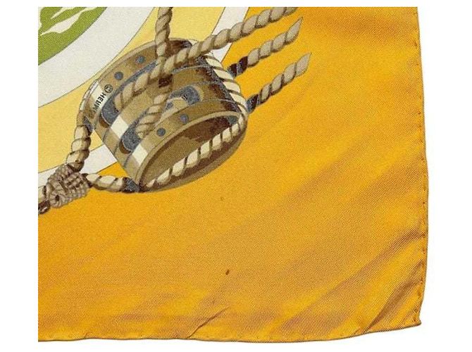 Gelbes Seidentuch Hermès - BELLES AMURES - Ansicht 8