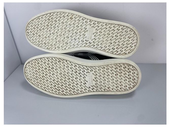 Hermès Sneakers in pelle nera con dettaglio H bianco Nero - vista 8
