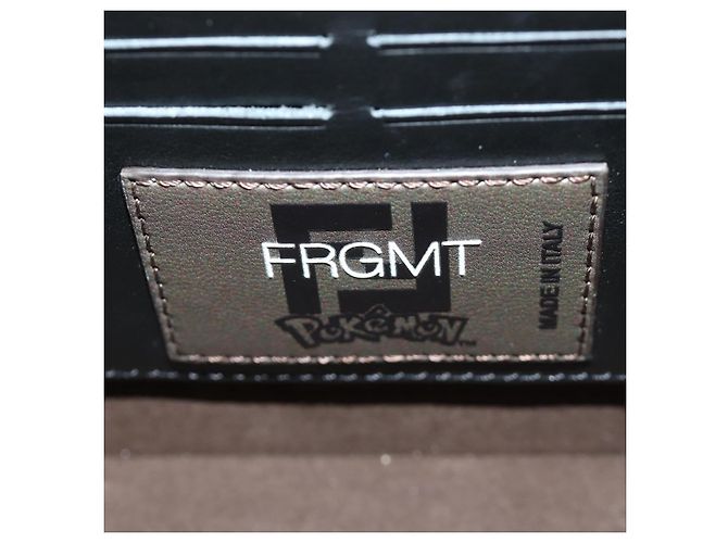 FENDI Zucca FRGMT POKEMON Mamma Baguette Soft Trunk Dragonite Auth am11869SM Marrone Nero - vista 31