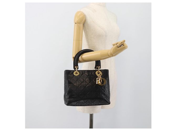 Borsa Christian Dior Lady Dior in pelle di agnello nera e oro Auth 186836SAV Nero D'oro - vista 22