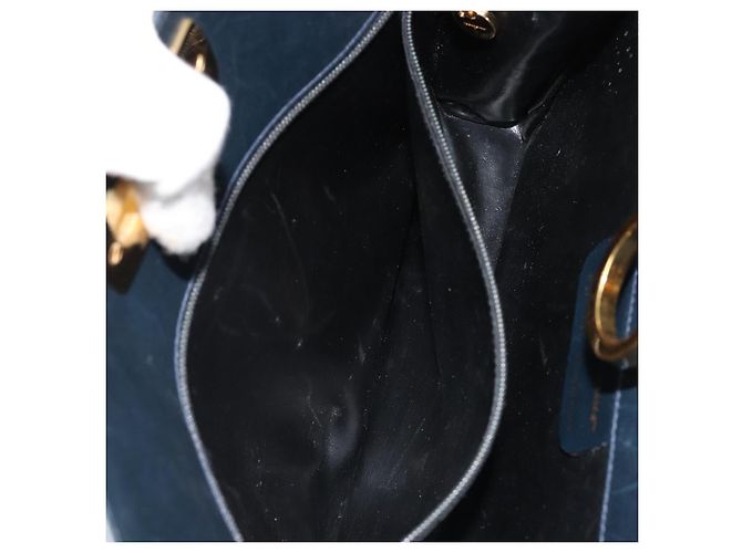 Borsa a tracolla Salvatore Ferragamo Gancini in catena di pelle blu navy e oro Auth ka4772 D'oro - vista 11