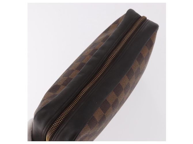 LOUIS VUITTON Damier Ebene Trousse Toilette 25 Clutch Bag N47624 LV Auth 187635 - vista 5
