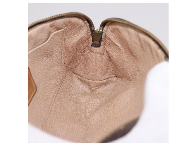 LOUIS VUITTON Monogram Pochette Cosmetic PM Pochette M43998 LV Auth 185800 Monogramma - vista 17
