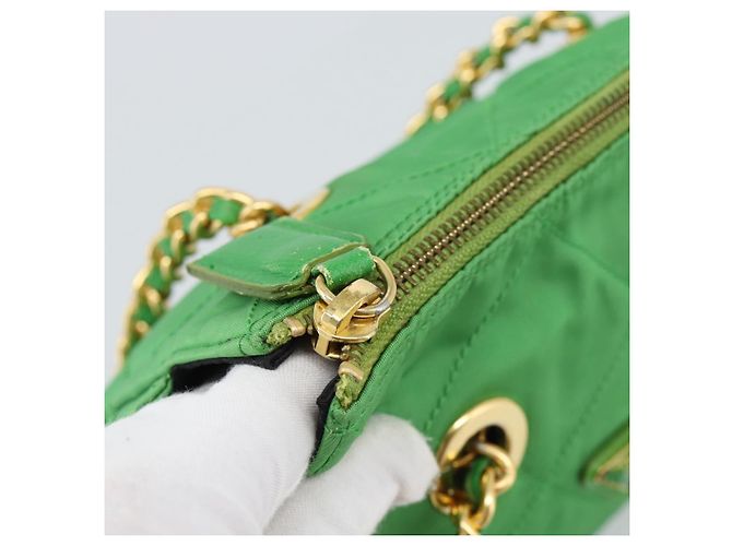Borsa a Spalla con Catena PRADA Nylon Verde Oro Auth 186013A D'oro - vista 9