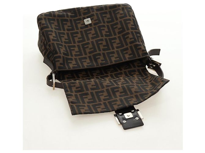 FENDI Zucca Canvas Mamma Baguette Shoulder Bag Black Brown Auth 185309M Marrone Nero - vista 21