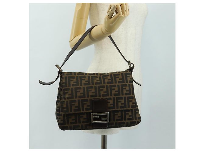 FENDI Zucca Canvas Mamma Baguette Shoulder Bag Black Brown Auth 185309M Marrone Nero - vista 28