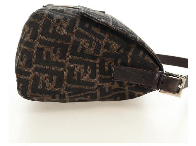 FENDI Zucca Canvas Mamma Baguette Shoulder Bag Black Brown Auth 185309M Marrone Nero - vista 4