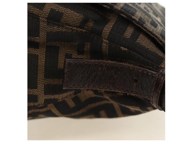 FENDI Zucca Canvas Mamma Baguette Shoulder Bag Black Brown Auth 185309M Marrone Nero - vista 8