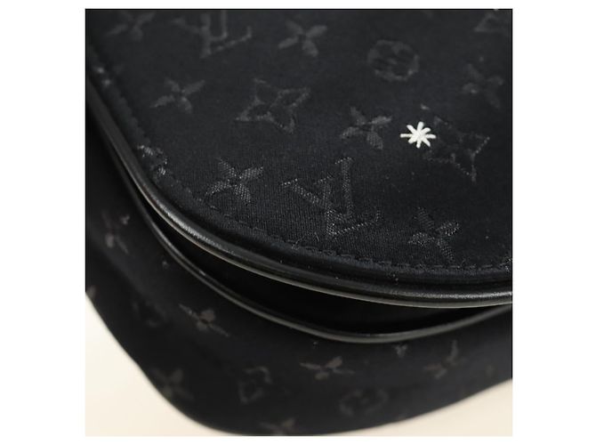 LOUIS VUITTON Monogram Satin Musette Comte de Fe Bag Black M92273 LV Auth 179540SAV Schwarz - Ansicht 9