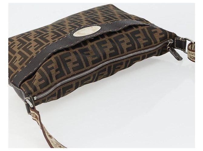 Borsa a Spalla FENDI Zucca Canvas Nero Marrone Auth 185617A - vista 6