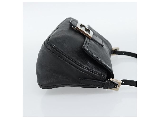 Bolsa de Ombro FENDI Mamma Baguette em Couro Preto Prata Autêntica 187091SAM - vista 4