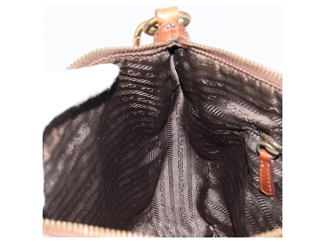 Borsa a Spalla PRADA in Pelle Marrone Oro Auth 186027A D'oro - vista 22