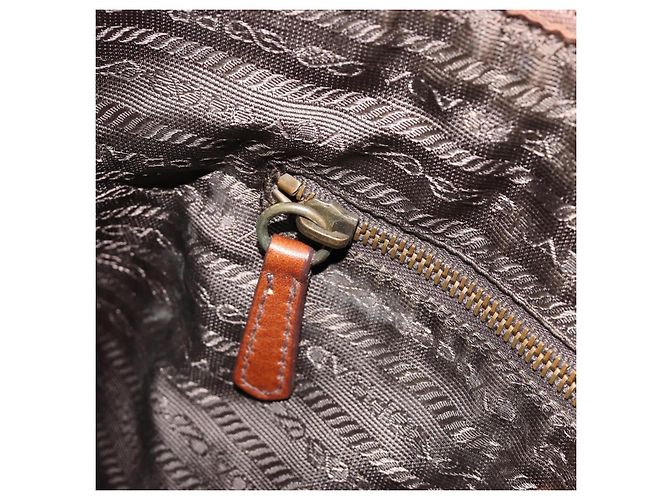 Borsa a Spalla PRADA in Pelle Marrone Oro Auth 186027A D'oro - vista 23