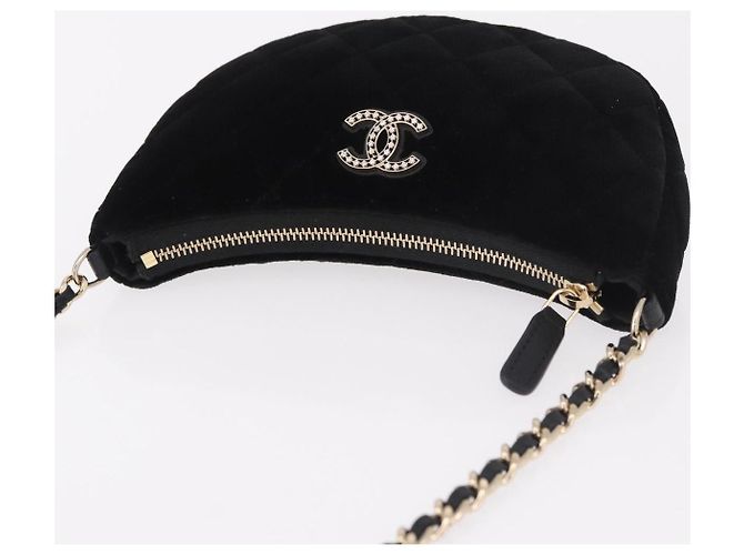 CHANEL Matelasse Chain Shoulder Bag Velor Black Gold CC Auth 186258SM Nero D'oro - vista 6