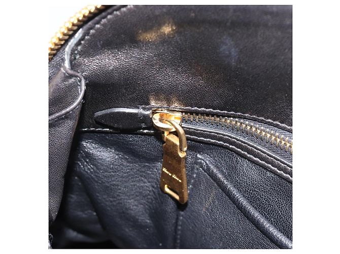 Borsa Miu Miu Matelasse Biker in pelle di agnello 2 modi Nero Oro Auth 187637V D'oro - vista 24