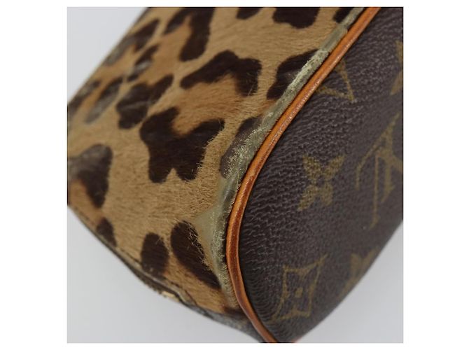 LOUIS VUITTON Monogram Leopard Azzedine Alaa Alma Pouch M99032 LV Auth 185752A Monograma - vista 16