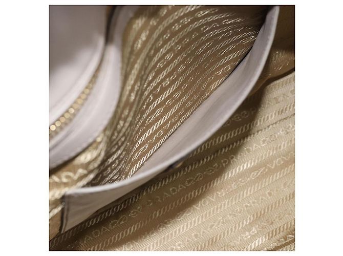 PRADA Galleria Handtasche aus Leder 2way Grau Gold Auth 186121V - Ansicht 24