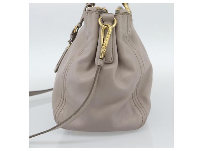PRADA Galleria Handtasche aus Leder 2way Grau Gold Auth 186121V - Ansicht 4