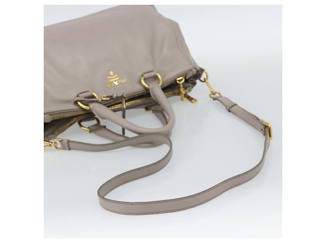 PRADA Galleria Handtasche aus Leder 2way Grau Gold Auth 186121V - Ansicht 8