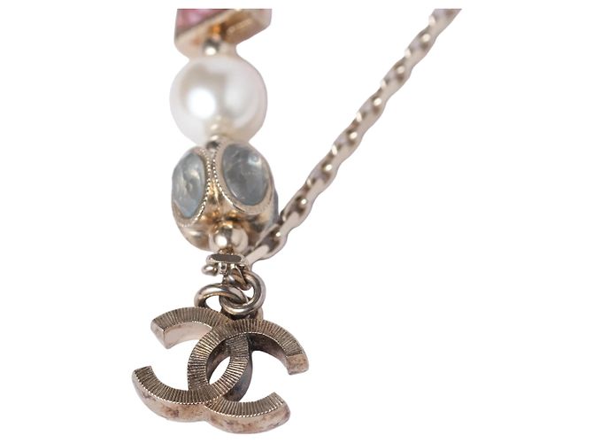 Timeless Chanel Perlenarmband in Mehrfarben mit CC-Logo-Anhänger - Ansicht 3